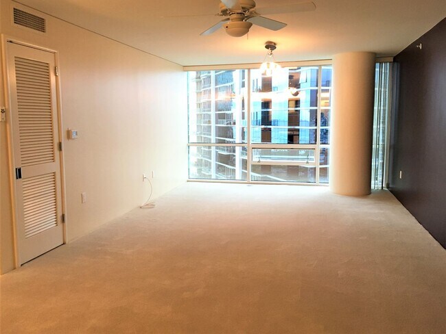 Building Photo - Hawaiki Tower - 1BR/1BA/1PK