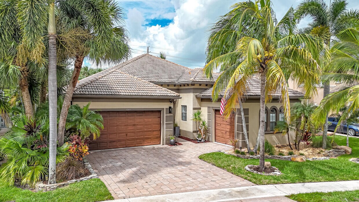 Foto principal - 1289 Beacon Cir