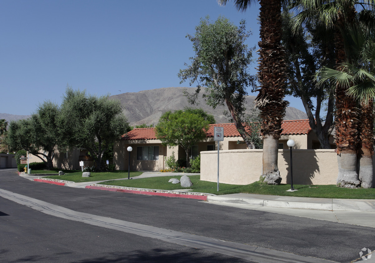 Primary Photo - Park View Garden Apartments