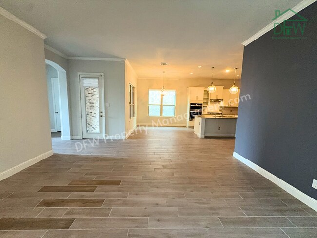 Foto del edificio - Modern Comfort Meets Style in the Heart of Euless – 3 Bed, 2 Bath Home with Premium Finishes!