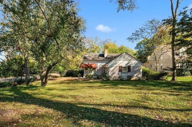 Photo - 201 Brookfield Ave House