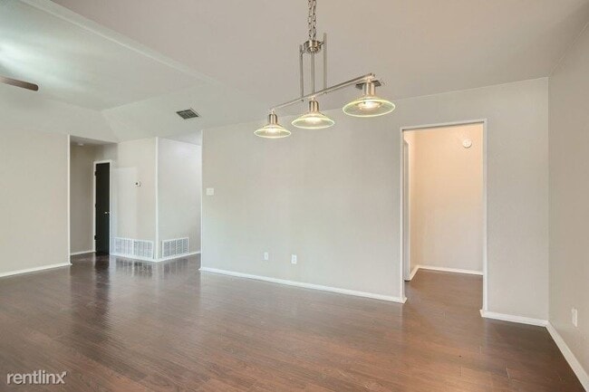 Building Photo - 3 br, 2 bath House - 6632 Constitution Dri...