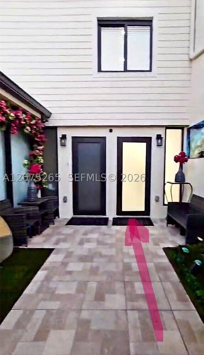 Foto del edificio - 7811 SW 102nd Pl