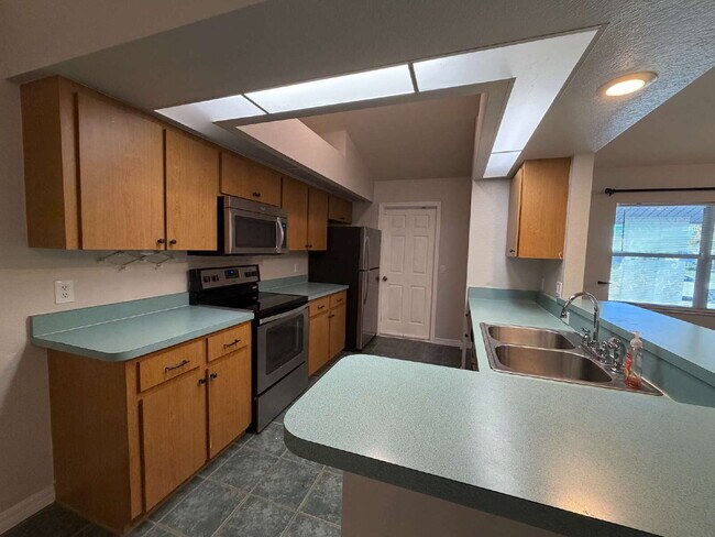 Foto del edificio - Spacious 4 bedroom in North Port