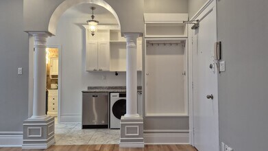 Building Photo - 61 Mill St