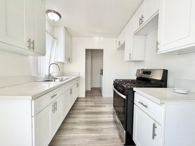 Foto del edificio - 636 Aerick St