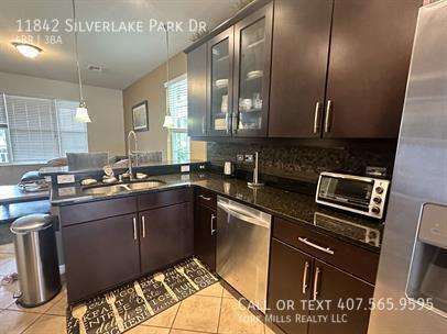 Foto del edificio - 11842 Silverlake Park Dr