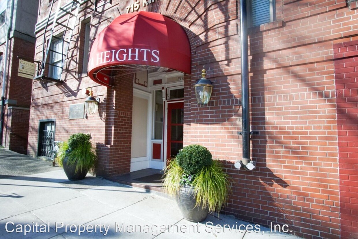 Primary Photo - 715 SW King Ave