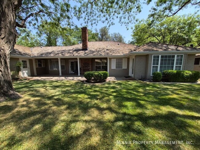 Building Photo - 3514 Danbury Dr