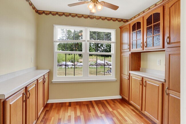 Foto del edificio - $1,750 Derry Twp School townhome for rent