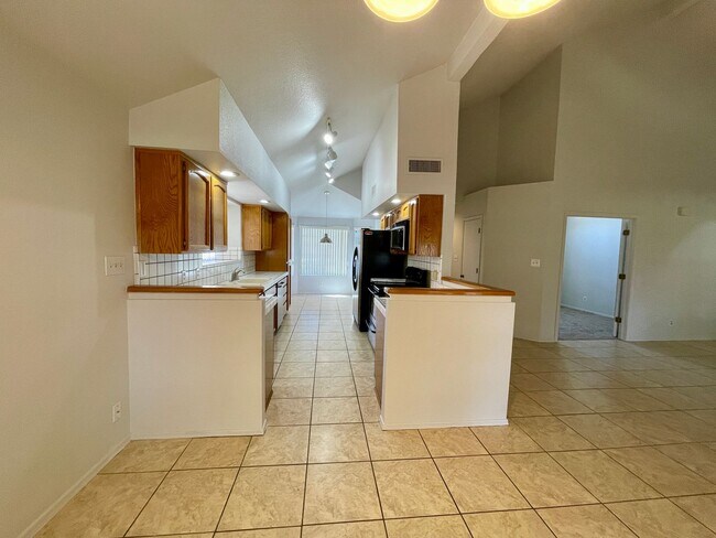 Foto del edificio - Mesa Del Sol Home