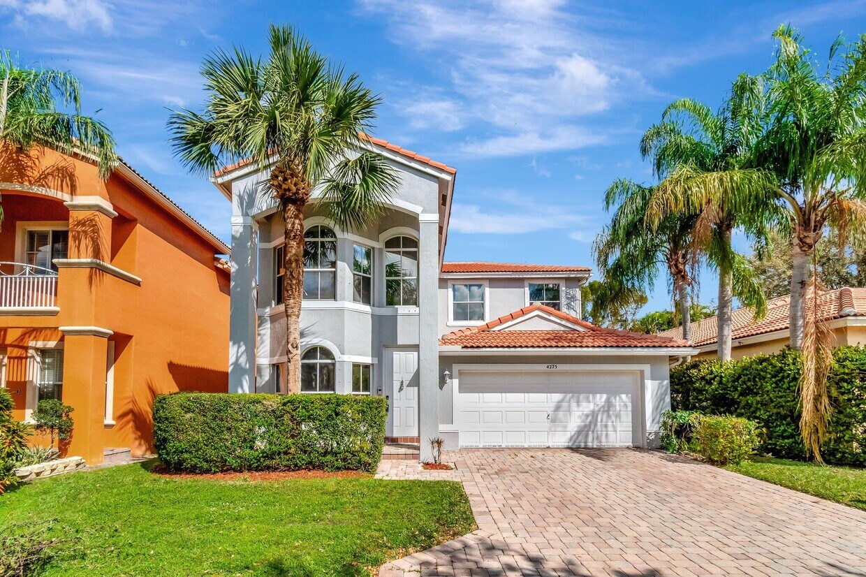 Primary Photo - 4275 Myrtle Way
