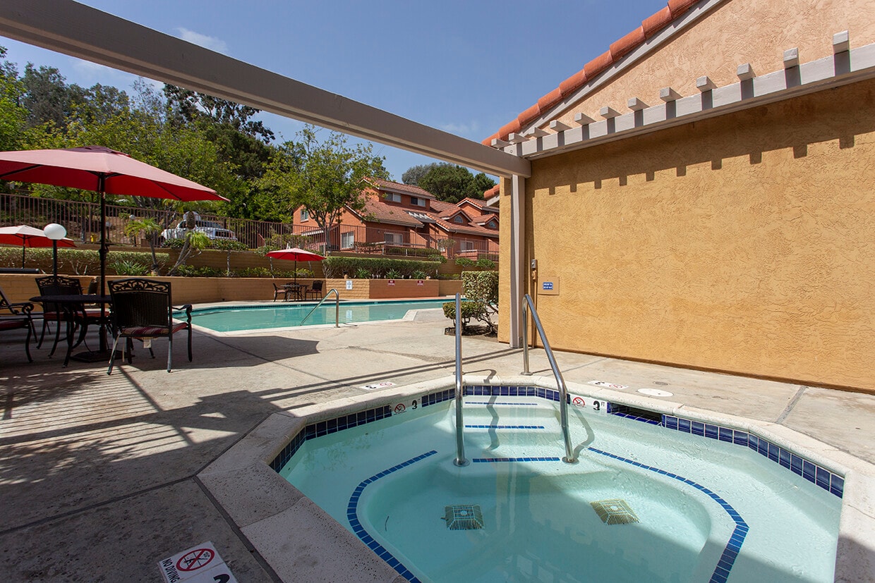 Copper Hill Apartments Apartments in Vista, CA