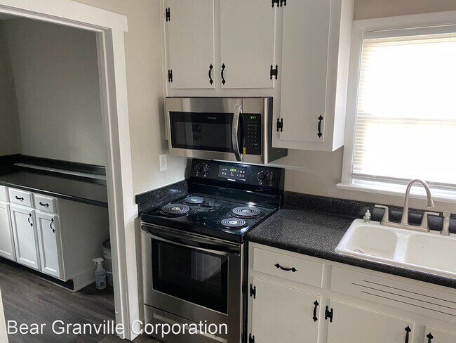 Foto del edificio - 2 br, 1 bath House - 233 N Linden Ave