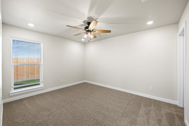 Building Photo - 2004 Settler Ave