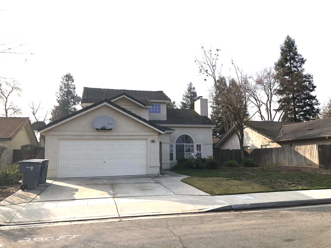 Primary Photo - 1831 East Solar Avenue