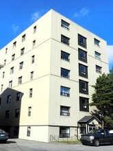 Building Photo - 49 Melrose Ave Building Photo - 49 Melrose Ave