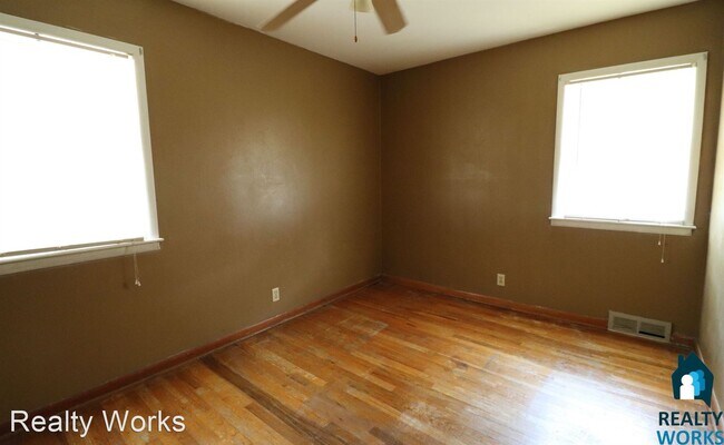 Foto del edificio - 3 br, 2 bath House - 5505 Sumner