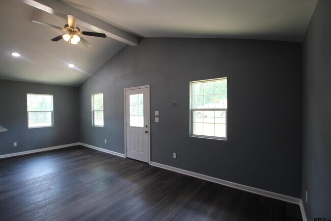 Building Photo - 10207 TX 164 Spur
