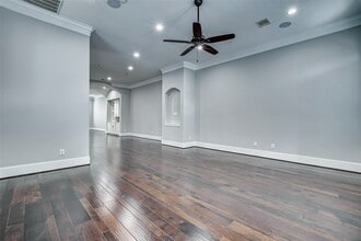 Building Photo - 714 Fargo St