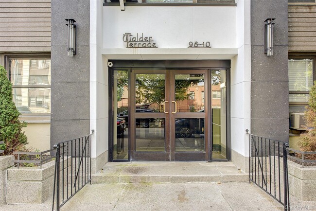 Building Photo - 98-10-9864 64th Ave