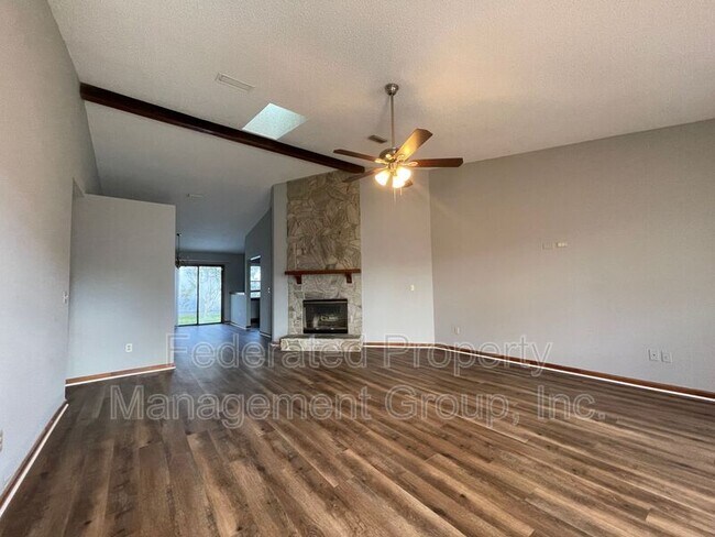 Building Photo - 13326 Currituck Dr N