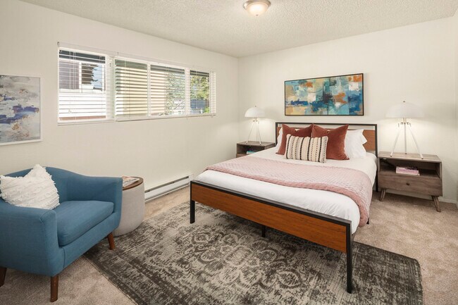 Building Photo - 3124 NE 147th St