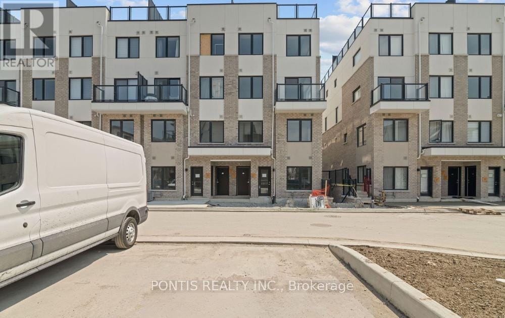 Photo principale - 1695-1695 Dersan St
