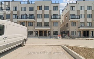 Building Photo - 1695-1695 Dersan St