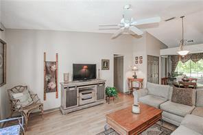 Foto del edificio - 259 Quail Forest Blvd