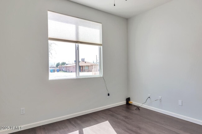 Building Photo - 1238 S 14th St