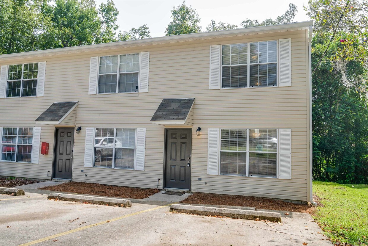 Foto principal - 1921 Larette Dr