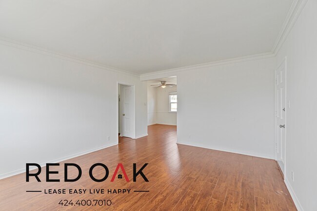 Foto del edificio - ~$300 OFF Each Month~ Sun-Drenched Two Bed...