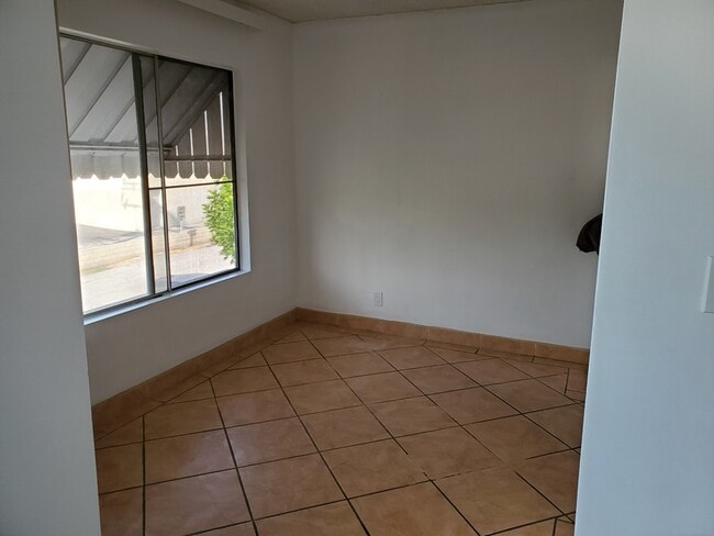 Foto del edificio - 1417 S Atlantic Blvd