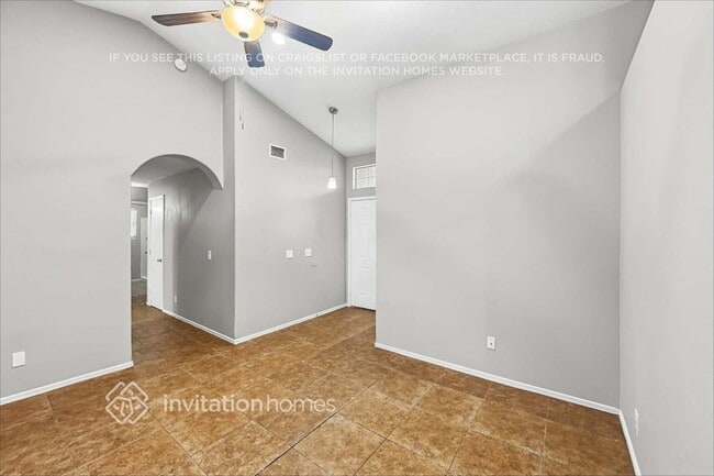 Foto del edificio - 2110 N Ithica St