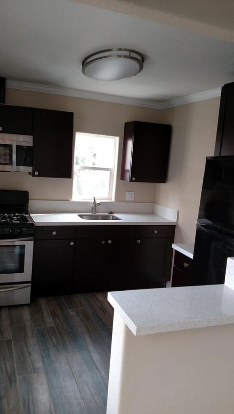 Kitchen - 4067 Orange Ave