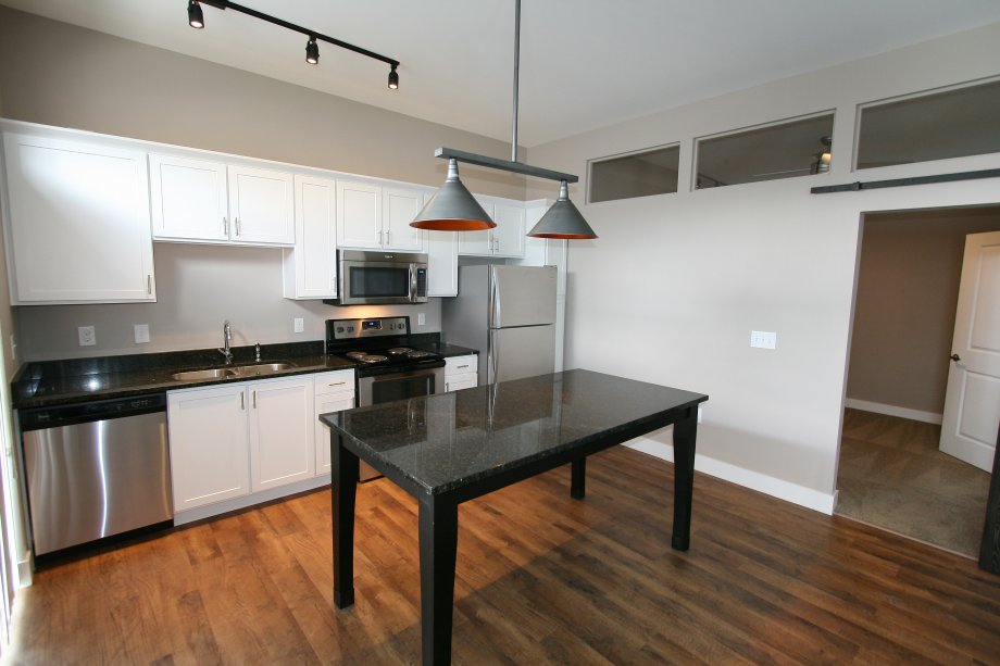 Foto principal - 35 E 8th Ave