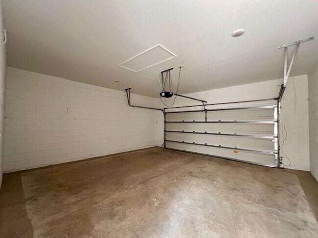 Foto del edificio - 4143 Pino St