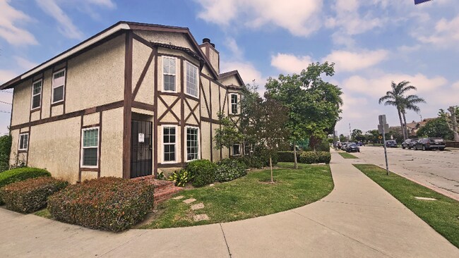 Foto del edificio - 2053 Barry Ave