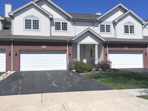 Building Photo - 6384 Cunningham Ct