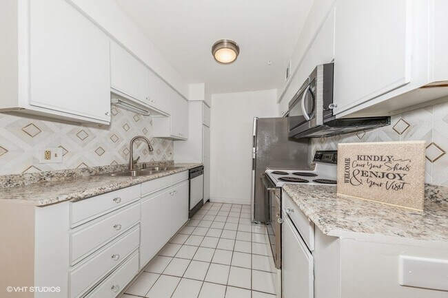 Foto del edificio - 6173 Knoll Ln Ct