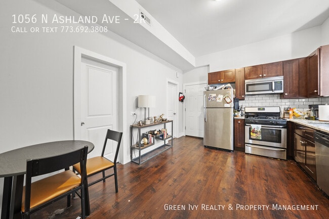 Building Photo - 1056 N Ashland Ave