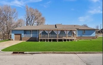 Building Photo - 1129 S 124th E Ave