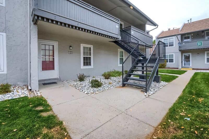 7110 S Gaylord St Unit Building O 3, Littleton, CO 80122 Condo for