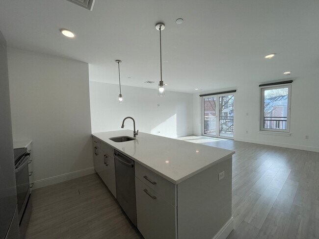 Foto del edificio - 42 N Beacon St