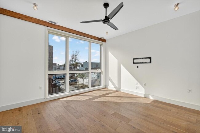 Building Photo - 774 Girard St NW