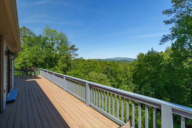 Building Photo - 4047 Amicus Rd