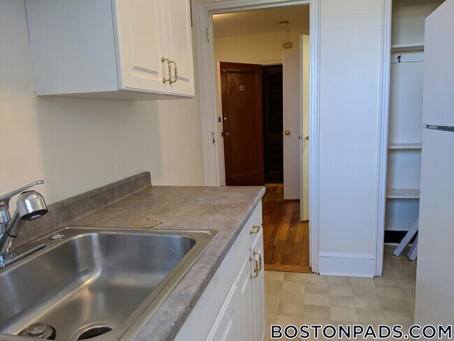 Foto del edificio - 550 Belmont St