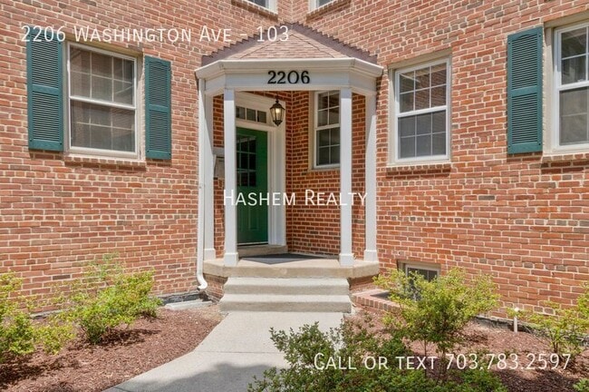 Building Photo - 2206 Washington Ave