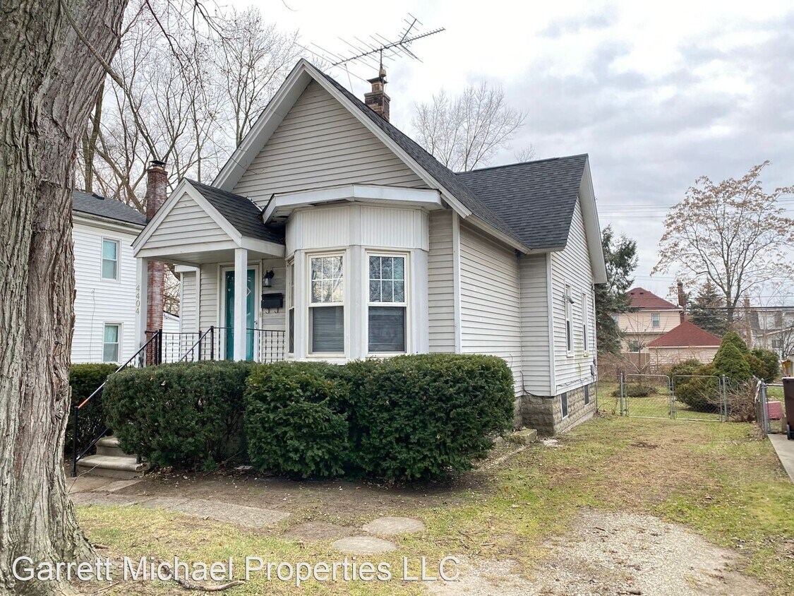 2 br, 1 bath House 4404 Elizabeth St House for Rent in Wayne, MI